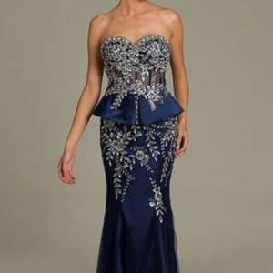 NWT Jovani formal gown HOST PICK🎊🎉🎈❤️💕🎉🎉🍾